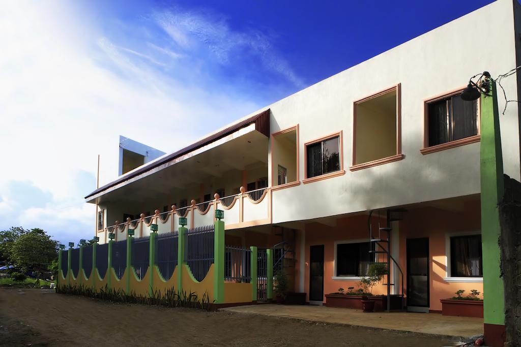 Amerson Pension Place Puerto Princesa Buitenkant foto