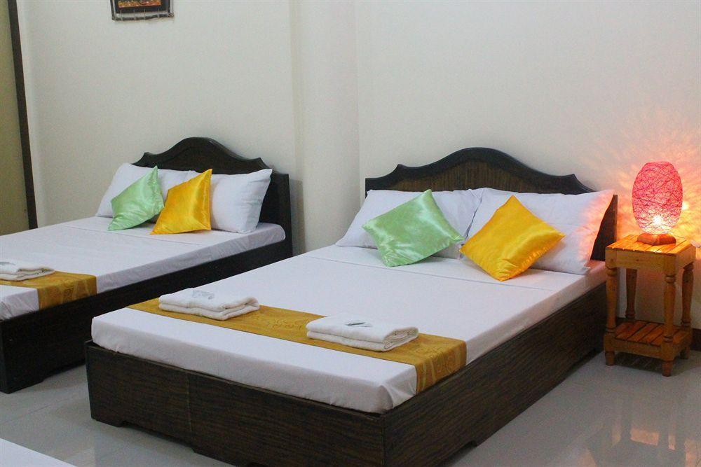 Amerson Pension Place Puerto Princesa Buitenkant foto