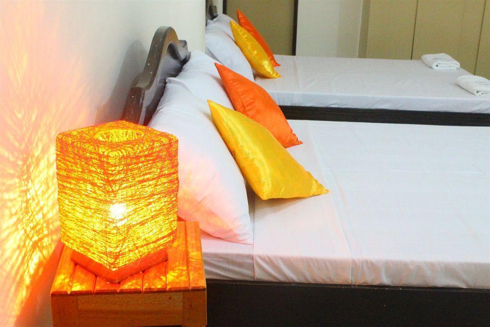 Amerson Pension Place Puerto Princesa Buitenkant foto