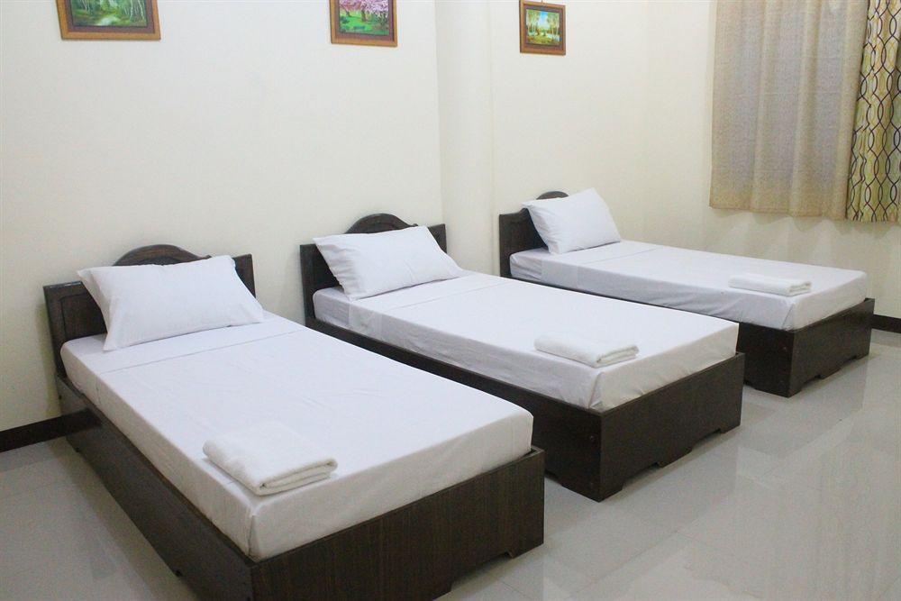 Amerson Pension Place Puerto Princesa Buitenkant foto