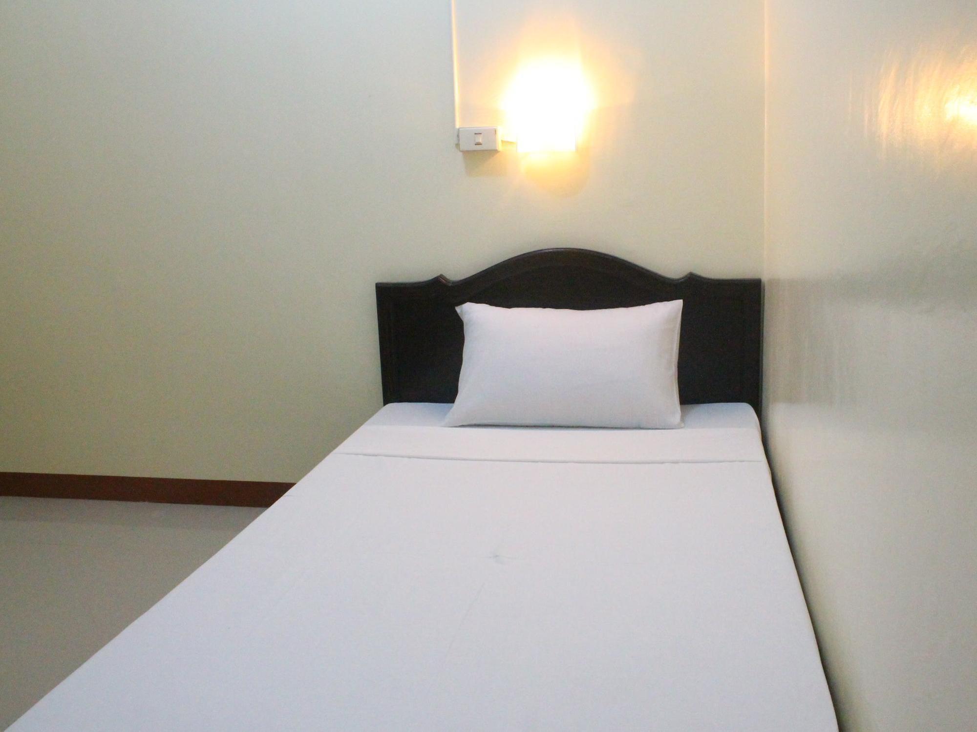 Amerson Pension Place Puerto Princesa Buitenkant foto