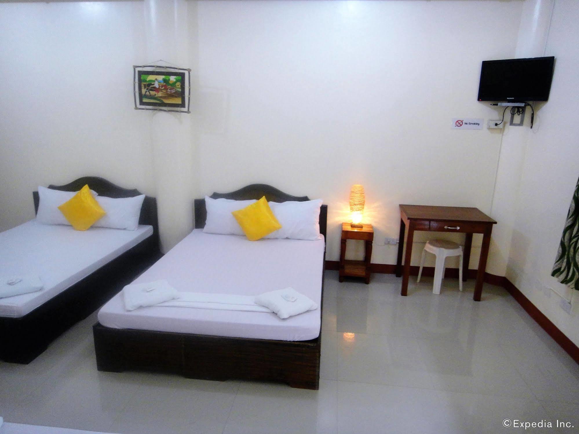 Amerson Pension Place Puerto Princesa Buitenkant foto